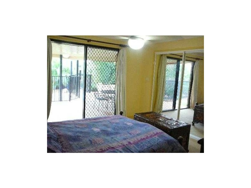 10 Haly Ct, Petrie QLD 4502