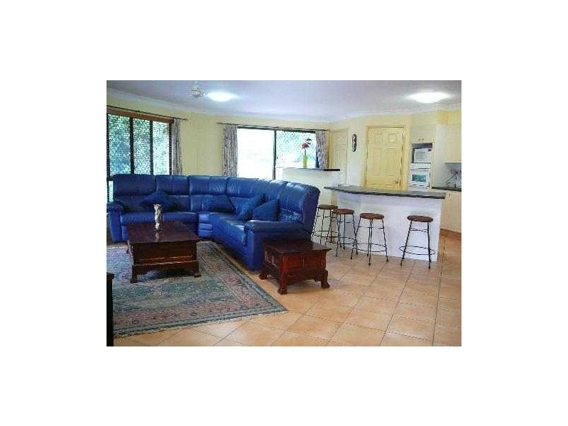 10 Haly Ct, Petrie QLD 4502