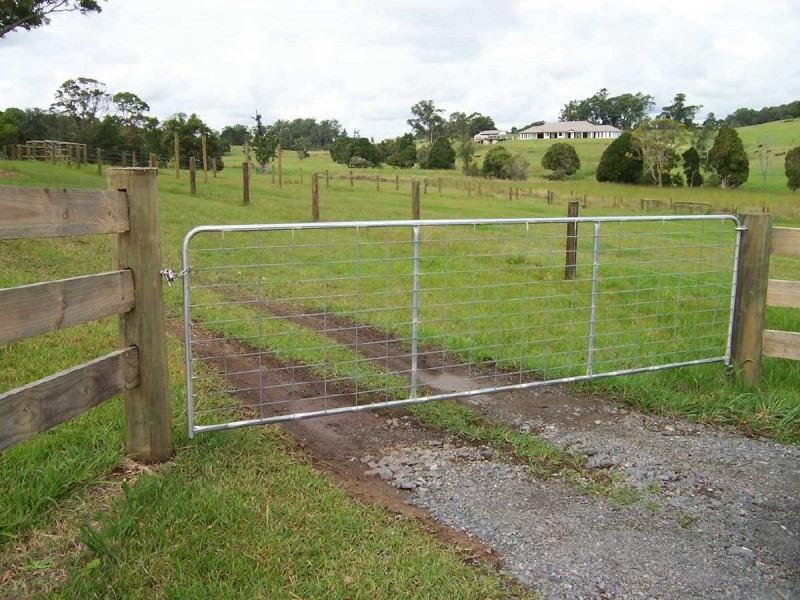 Mapleton QLD 4560