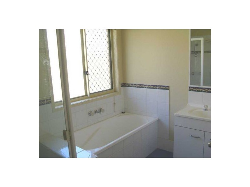 6 Talbingo Court, Collingwood Park QLD 4301