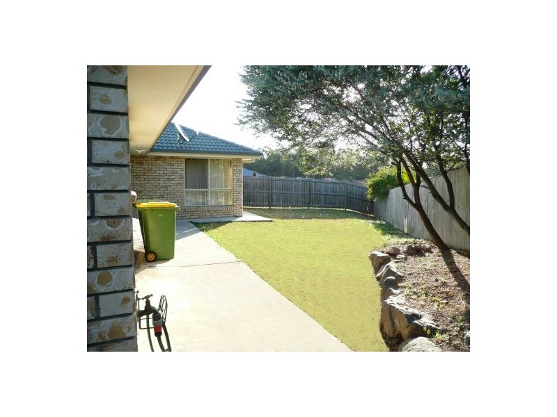 6 Talbingo Court, Collingwood Park QLD 4301