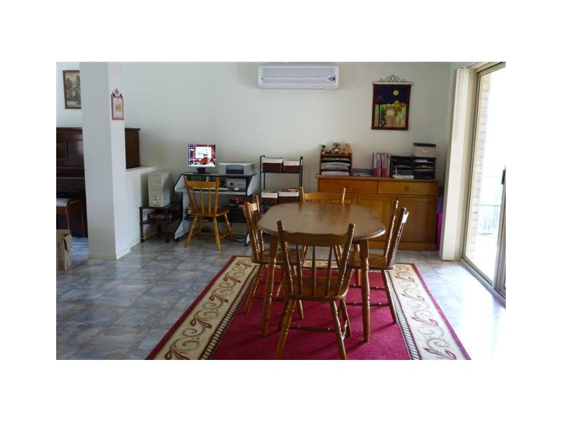 1 Cedarwood Dr, Brassall QLD 4305