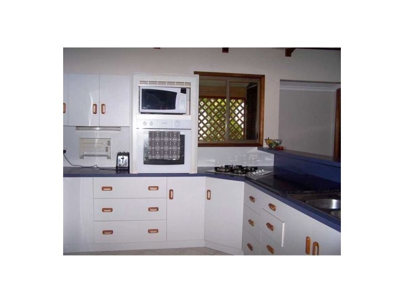 15 Mowlam Street, Eimeo QLD 4740