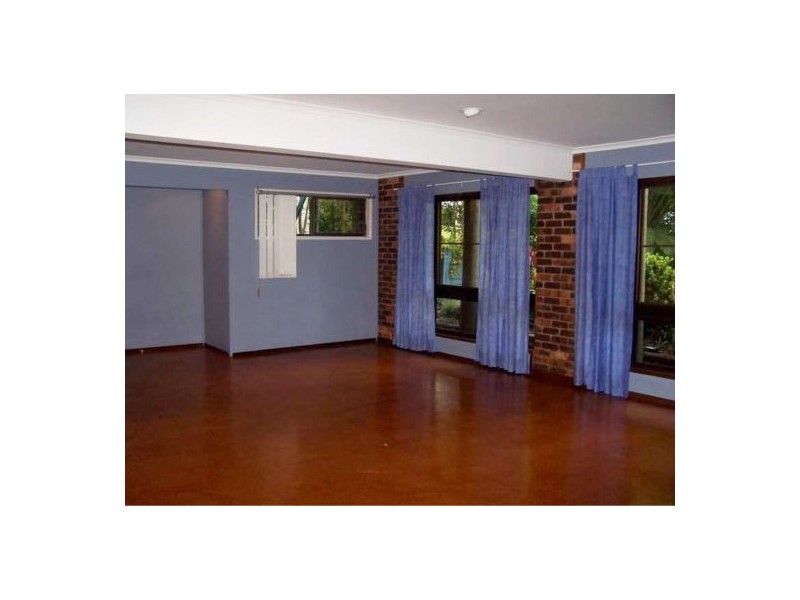 15 Mowlam Street, Eimeo QLD 4740