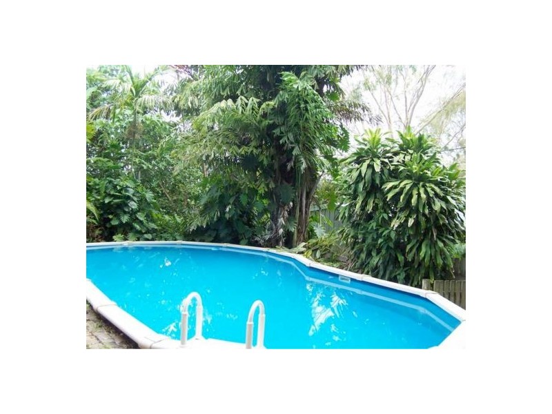 15 Mowlam Street, Eimeo QLD 4740