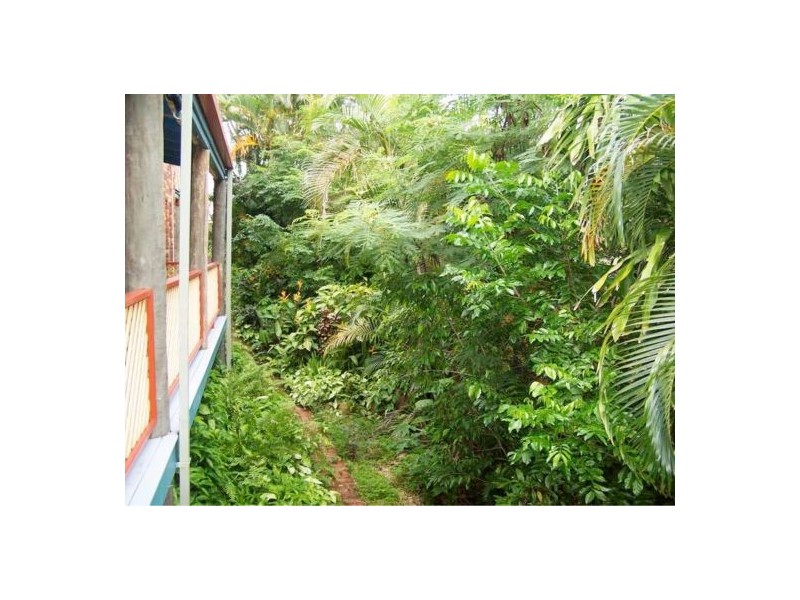 15 Mowlam Street, Eimeo QLD 4740