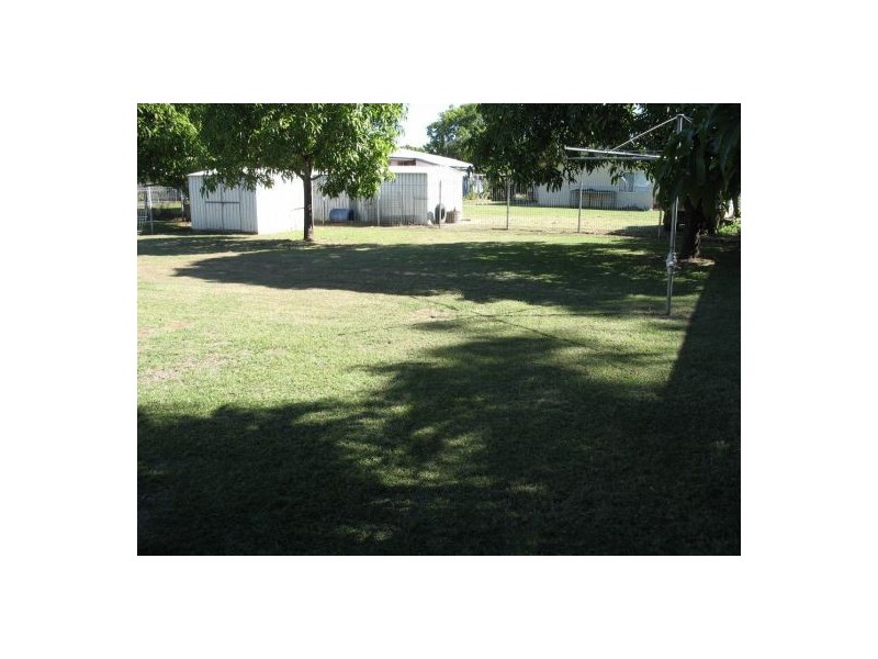 9 Queen Elizabeth Street, Dysart QLD 4745