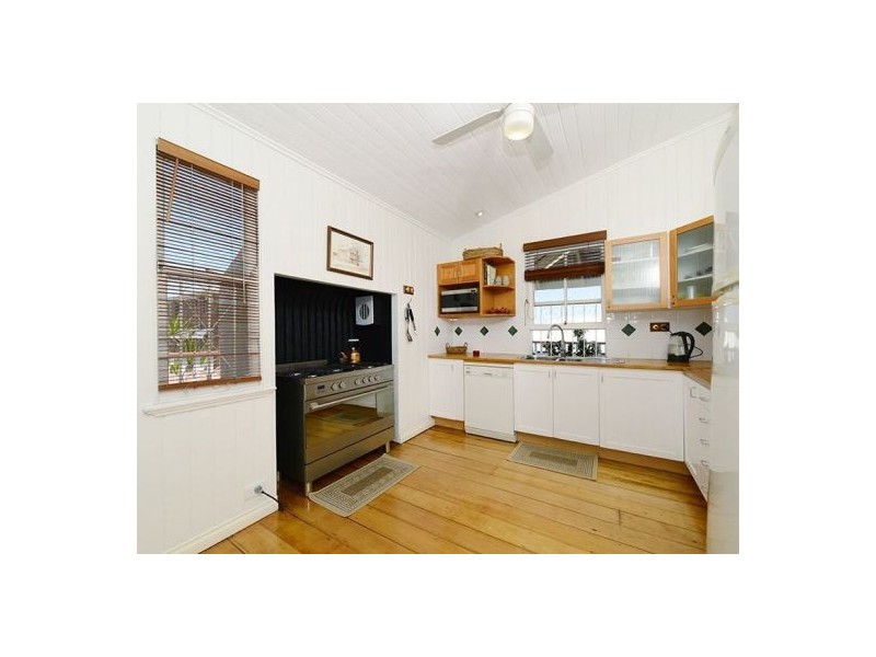 1/57 Macaulay Street, Coorparoo QLD 4151