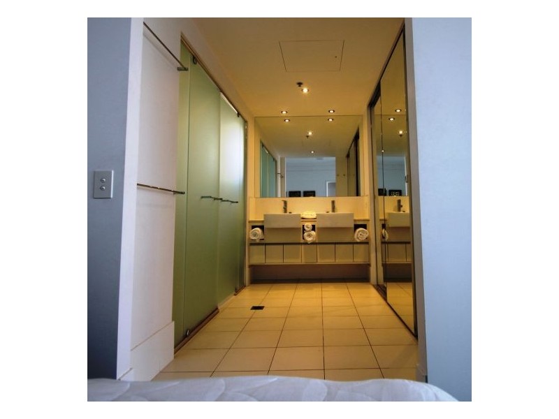 283/30 Macrossan Street, Brisbane QLD 4000