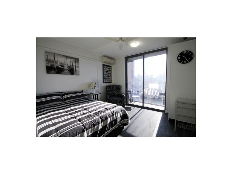 916/9 Castlebar Street, Kangaroo Point QLD 4169