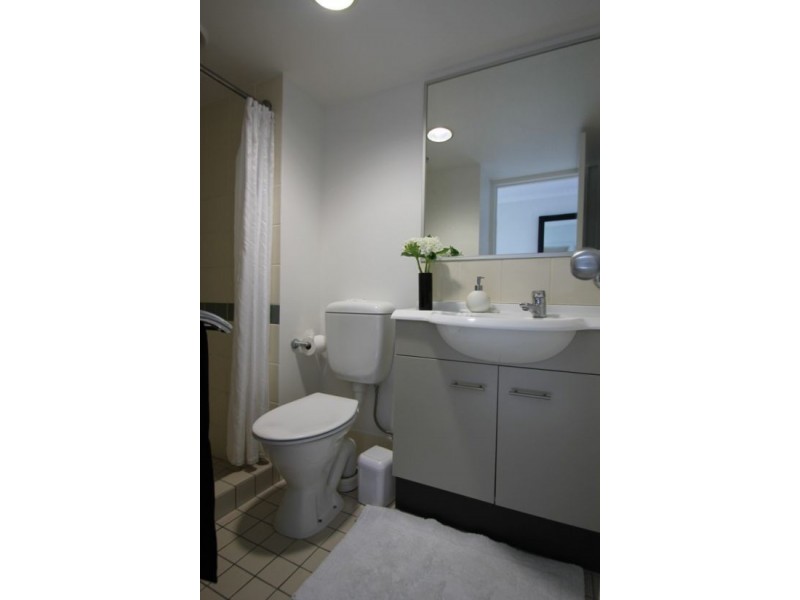 916/9 Castlebar Street, Kangaroo Point QLD 4169