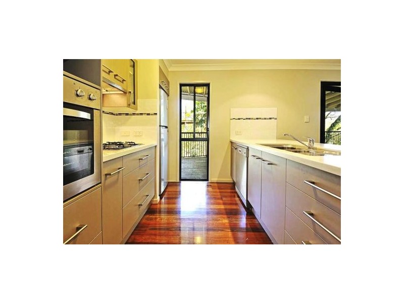 29. Dodwell Street, Holland Park West QLD 4121