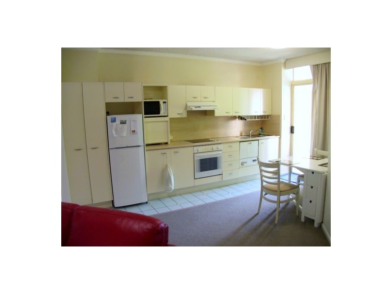 224.85 Deakin Street, Kangaroo Point QLD 4169