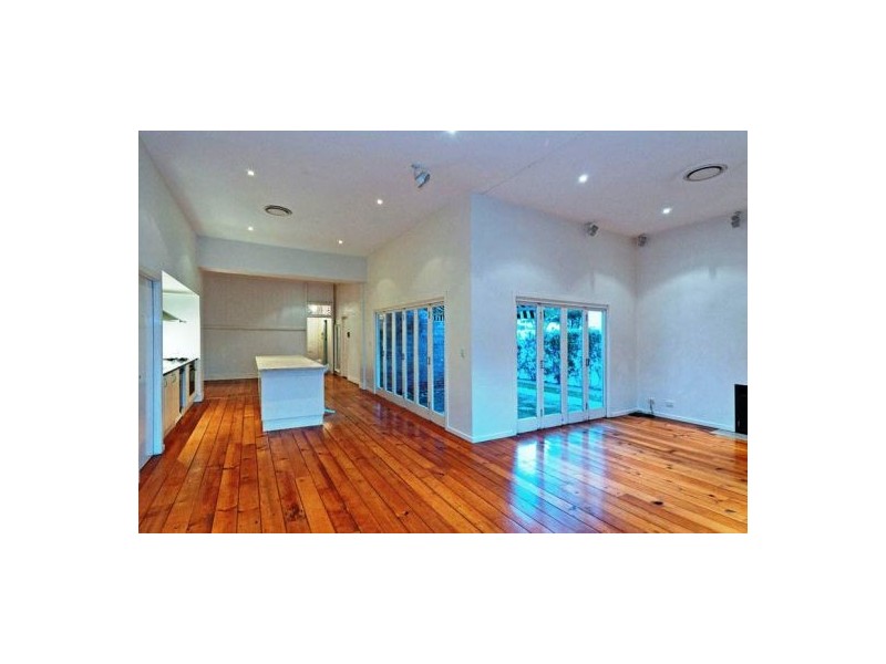 .54 Linton Street, Kangaroo Point QLD 4169