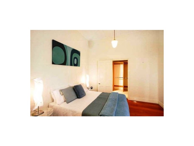 .54 Linton Street, Kangaroo Point QLD 4169