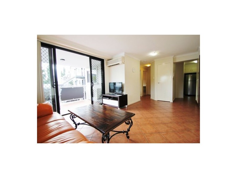 14.106 Linton Street, Kangaroo Point QLD 4169