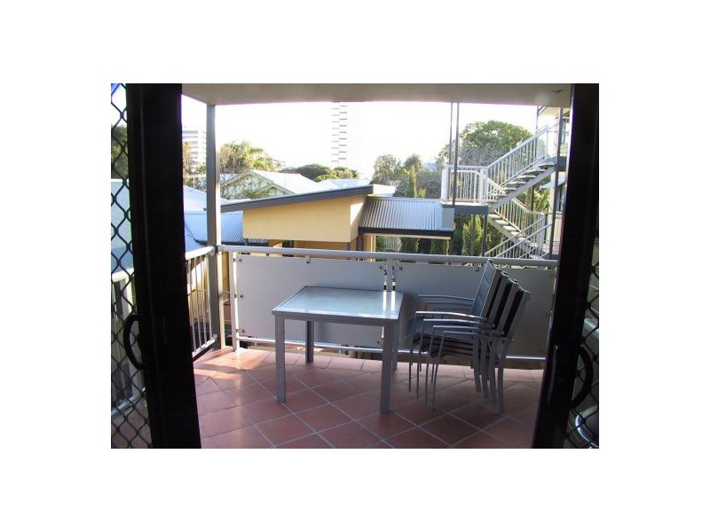 14.106 Linton Street, Kangaroo Point QLD 4169