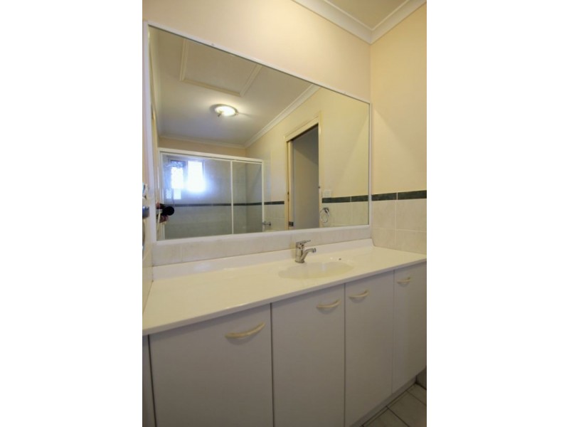 7.17 Hubert Street, Woolloongabba QLD 4102