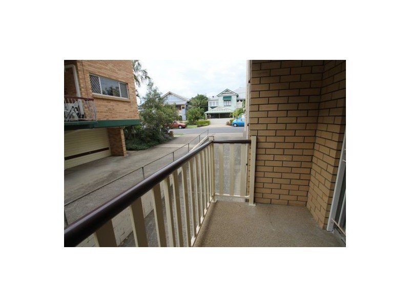 1/9 Lomond Street, East Brisbane QLD 4169