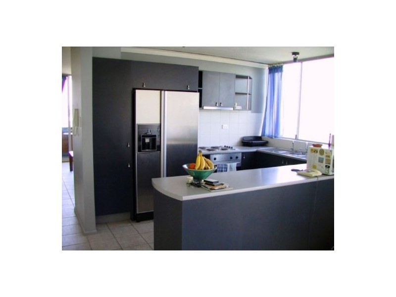 32.8 Doris St, Highgate Hill QLD 4101