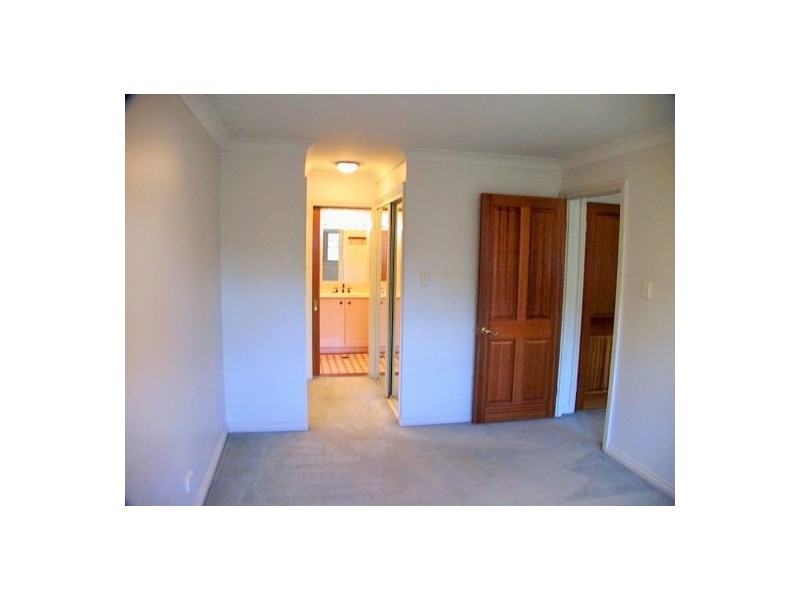 East Brisbane QLD 4169