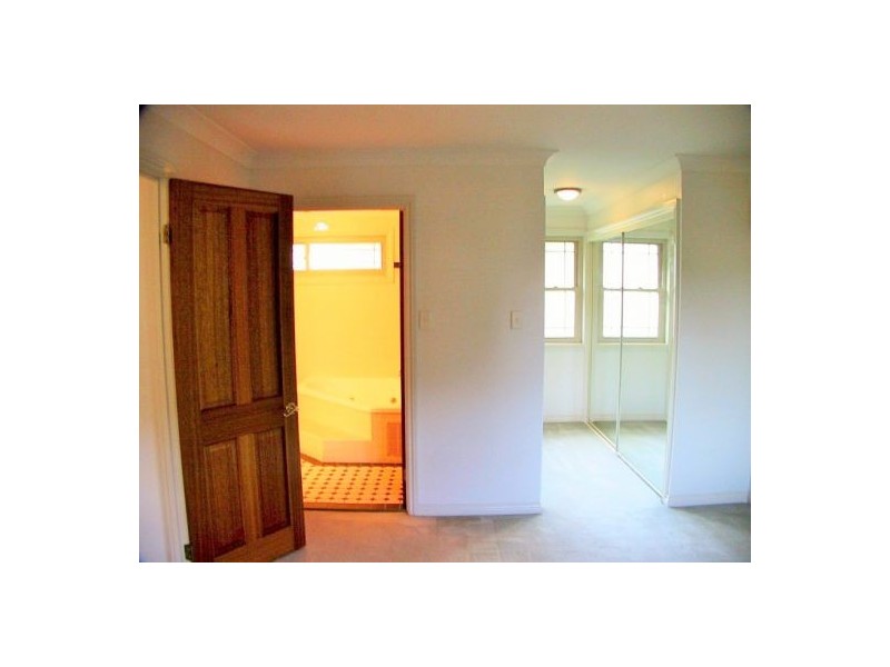 East Brisbane QLD 4169