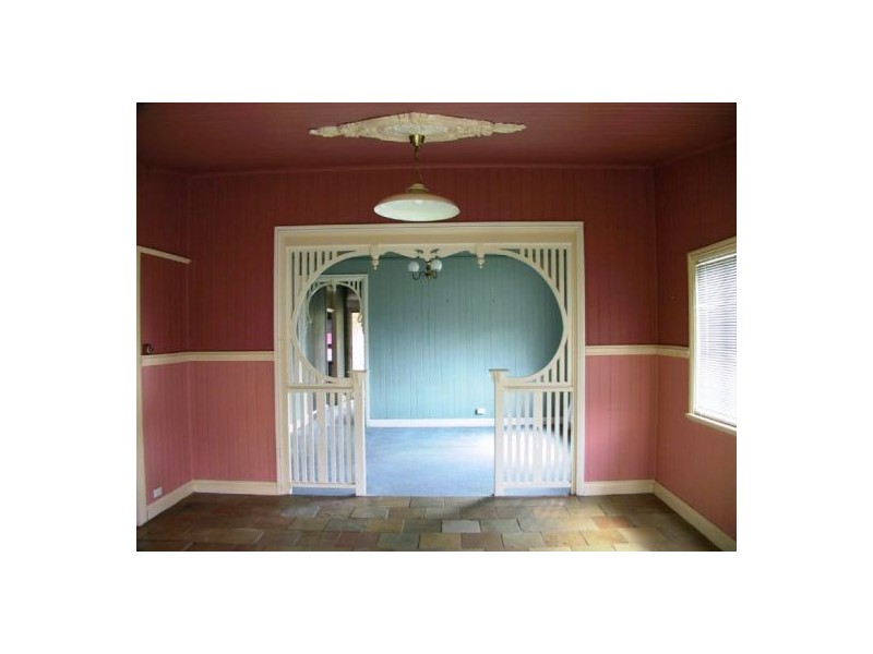 25 Elfin Street, East Brisbane QLD 4169