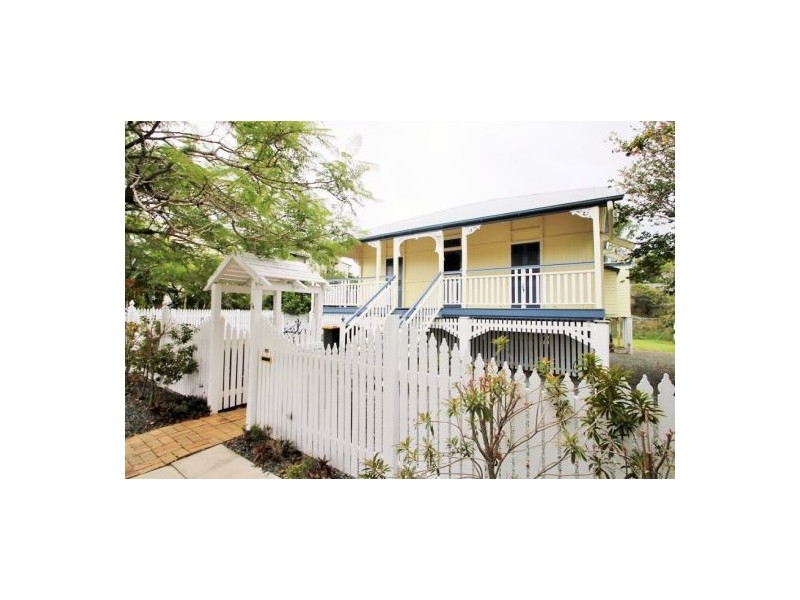 76. MAYNARD STREET, Woolloongabba QLD 4102