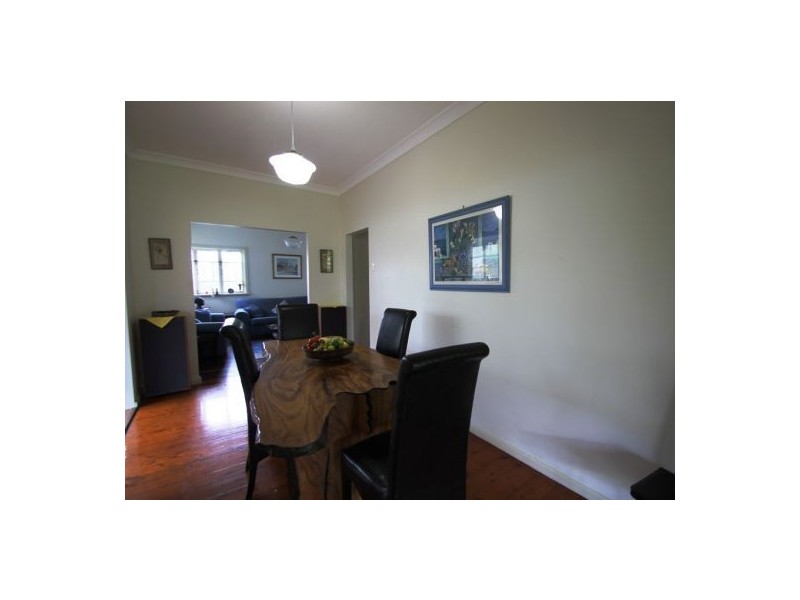 16 WOODROW DRIVE, Coorparoo QLD 4151