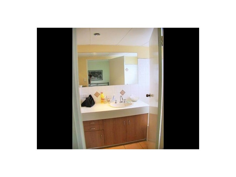 245 MAIN STREET, Kangaroo Point QLD 4169