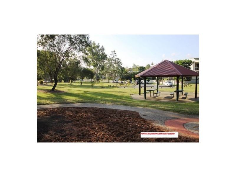 4/23 WOODVILLE PLACE, Annerley QLD 4103