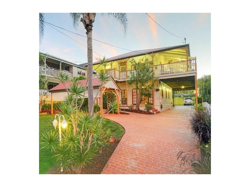 57 MACAULAY STREET, Coorparoo QLD 4151