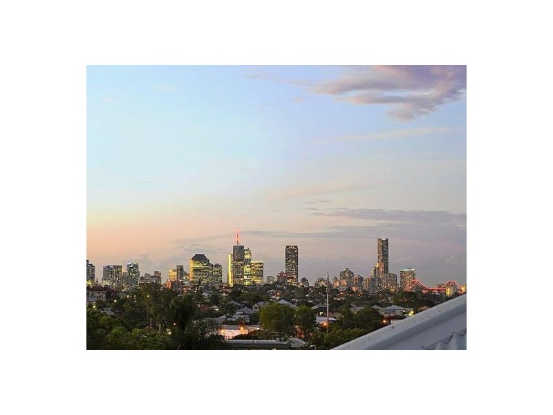 57 MACAULAY STREET, Coorparoo QLD 4151