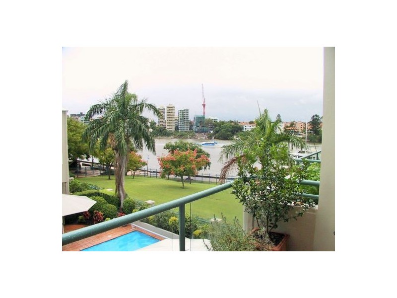 29.16 GOODWIN STREET, Kangaroo Point QLD 4169