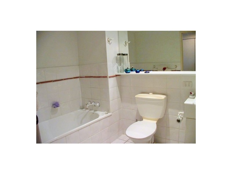29.16 GOODWIN STREET, Kangaroo Point QLD 4169