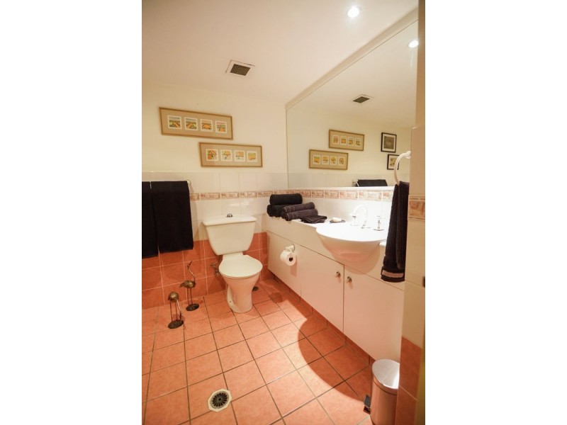 4002.56 WHARF STREET, Kangaroo Point QLD 4169