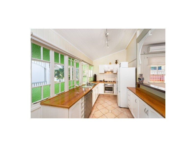 59 DELSIE STREET, Cannon Hill QLD 4170