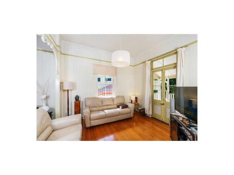 59 DELSIE STREET, Cannon Hill QLD 4170