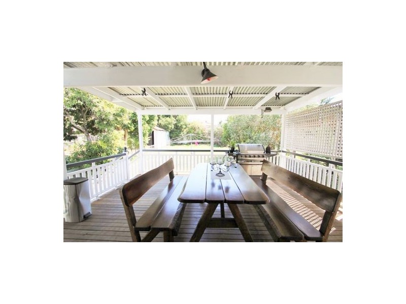 33 NORMAN STREET, East Brisbane QLD 4169