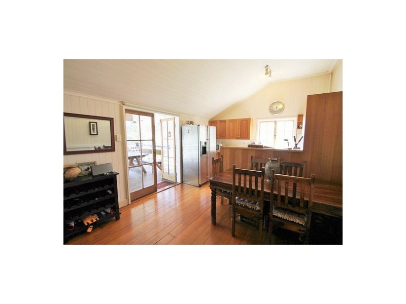 33 NORMAN STREET, East Brisbane QLD 4169