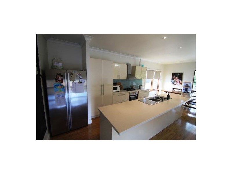 10. LINE STREET, Woolloongabba QLD 4102