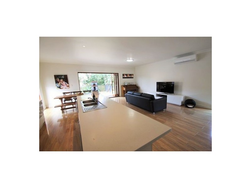10. LINE STREET, Woolloongabba QLD 4102