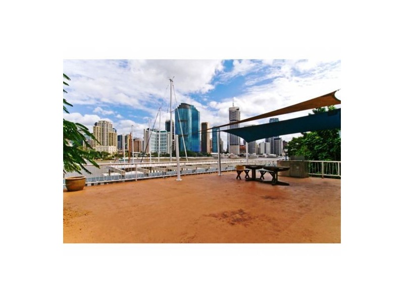 101/355 MAIN STREET, Kangaroo Point QLD 4169