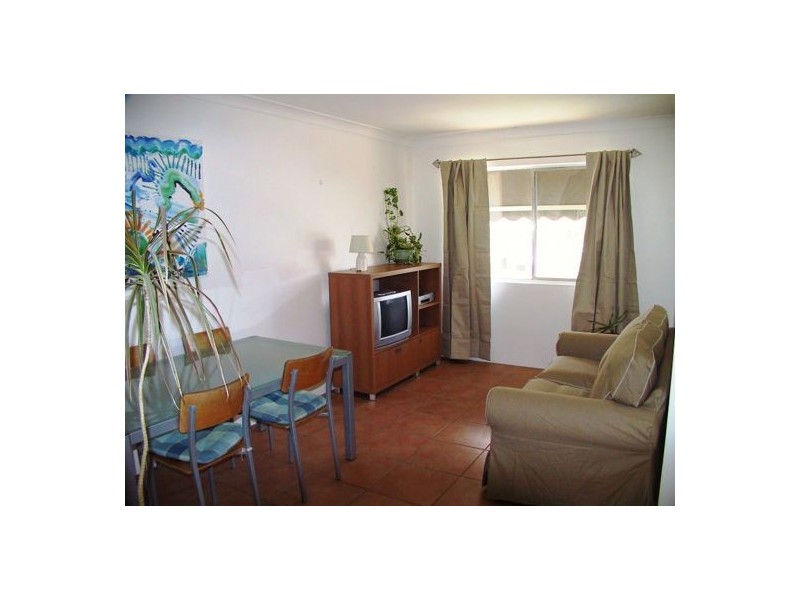 11.45 THORN STREET, Kangaroo Point QLD 4169