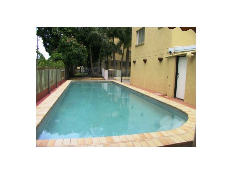 11.45 THORN STREET, Kangaroo Point QLD 4169