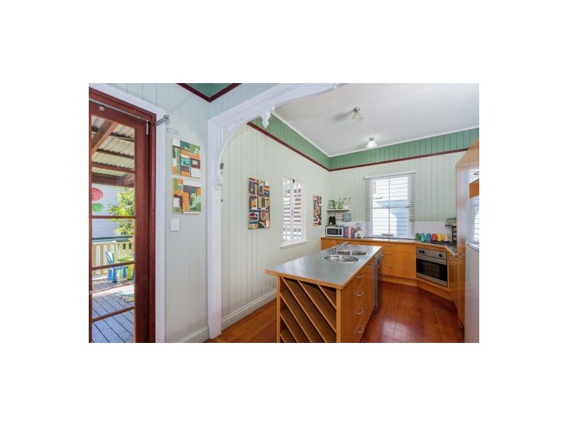 124 TOOHEY STREET, Kangaroo Point QLD 4169