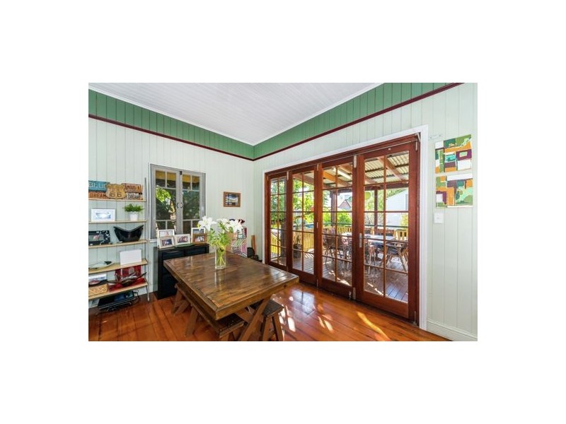 124 TOOHEY STREET, Kangaroo Point QLD 4169
