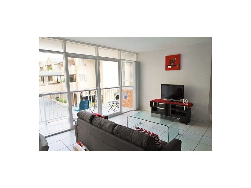 24/64 THORN STREET, Kangaroo Point QLD 4169