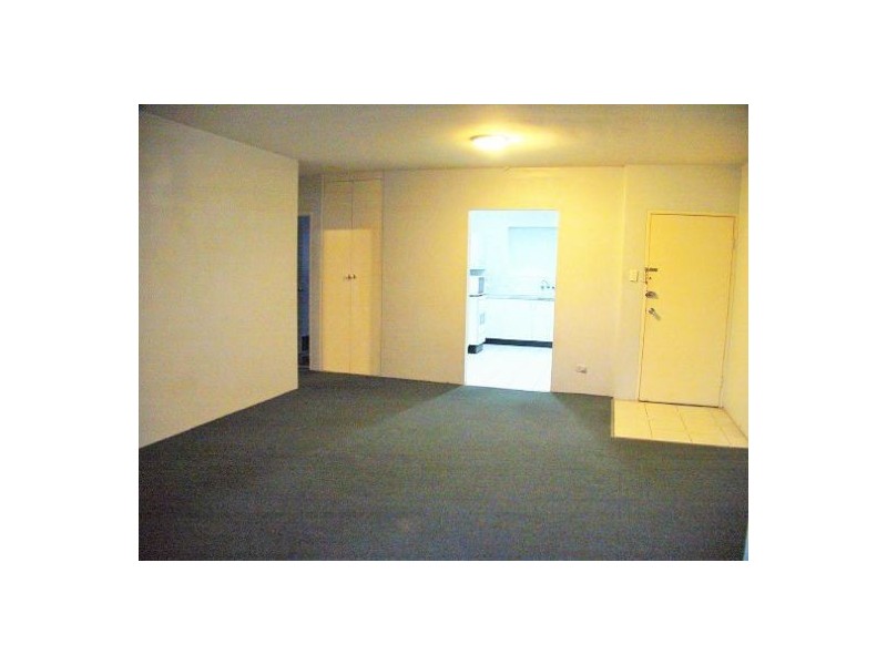3.143 BAINES STREET, Kangaroo Point QLD 4169