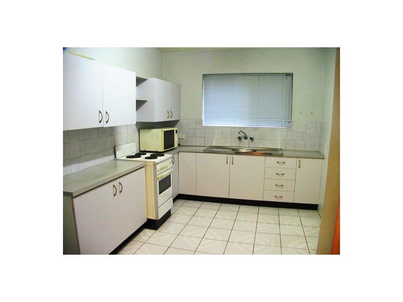 3.143 BAINES STREET, Kangaroo Point QLD 4169